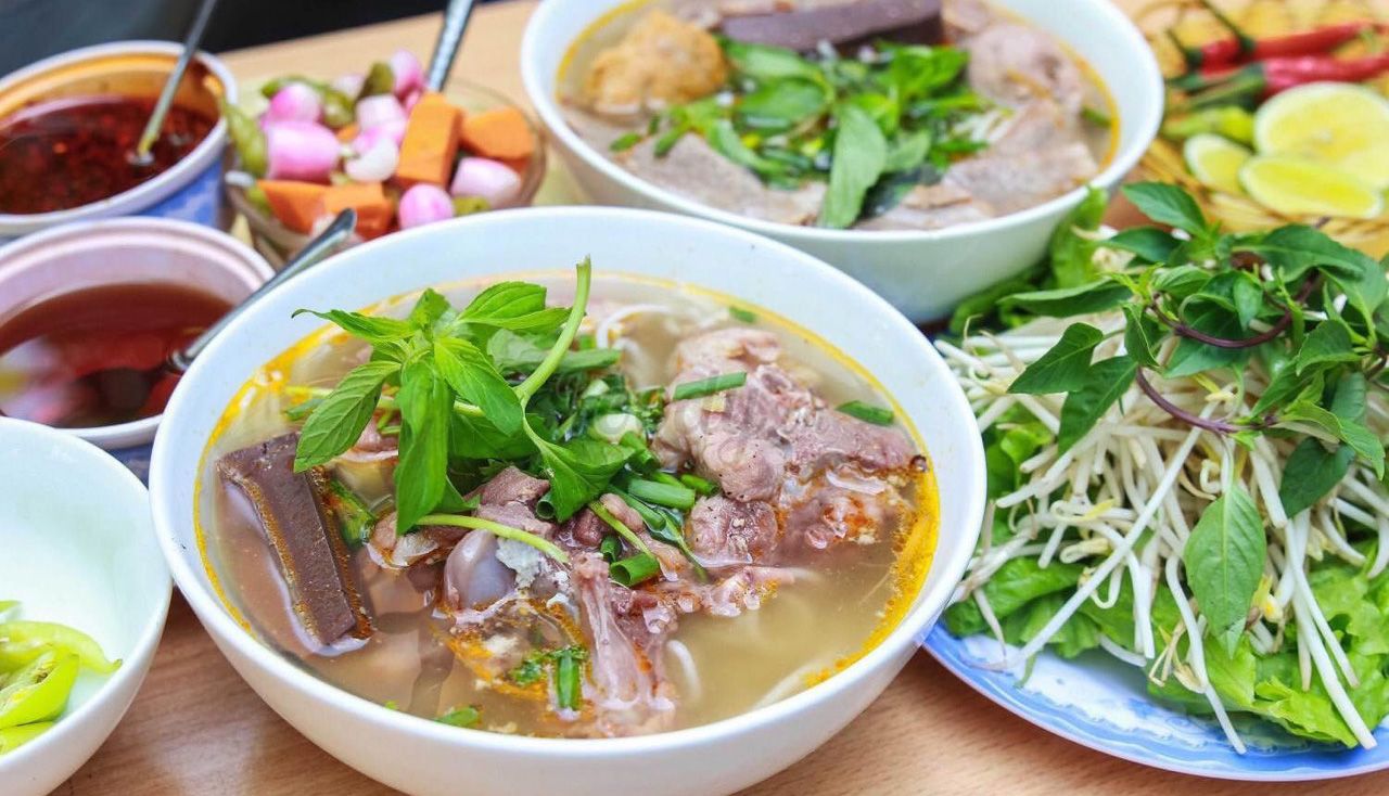 Top 5 món ăn đường phố Ban Mê Thuột khiến du khách ăn quên lối về