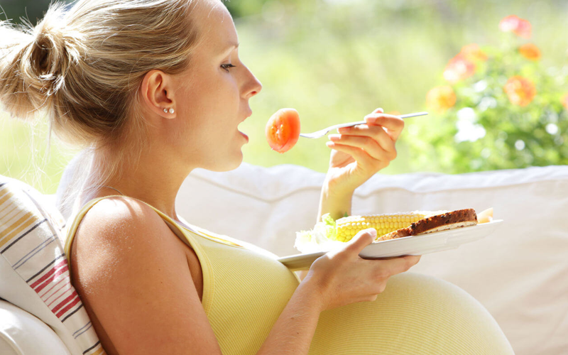 Nguyên tắc ăn uống khi mang thai để đảm bảo dinh dưỡng cho con