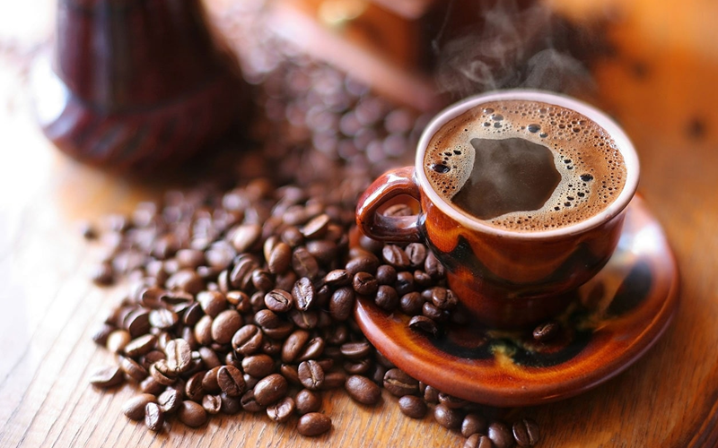 Tránh xa thức uống chứa caffeine